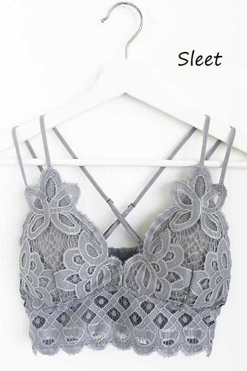 Plus Size Scalloped Lace Cami Bralette