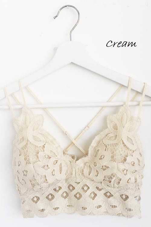 Plus Size Scalloped Lace Cami Bralette