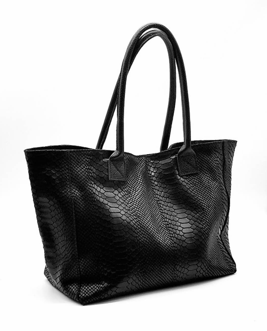 LOLA leather bag – Black – Made in Italy