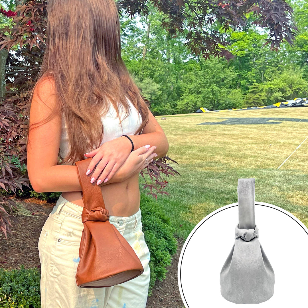 Elizabeth Clutch